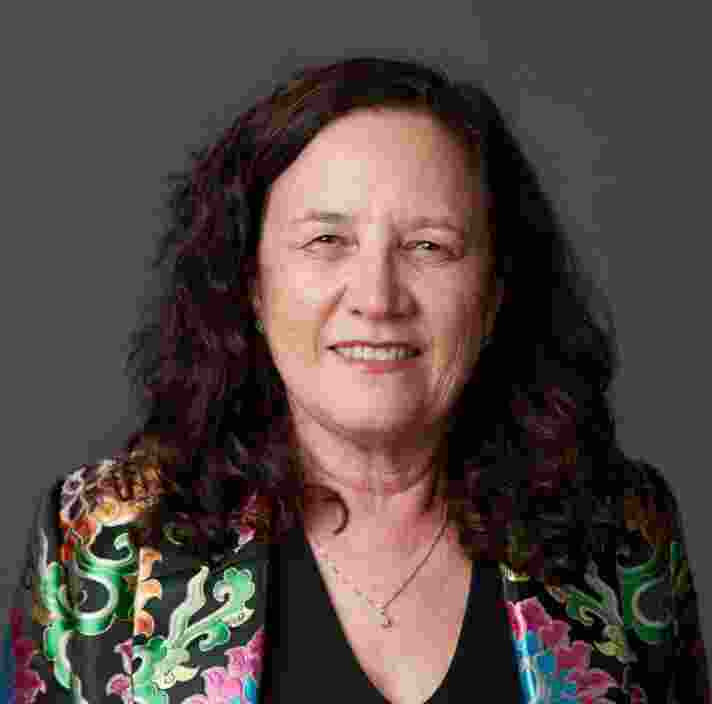 Liz Ward portrait