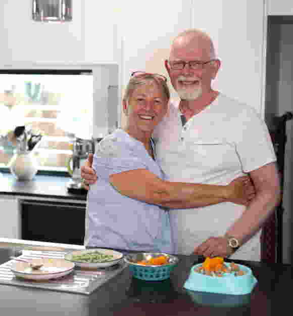 Image of Sue and Ron in the kitchen.